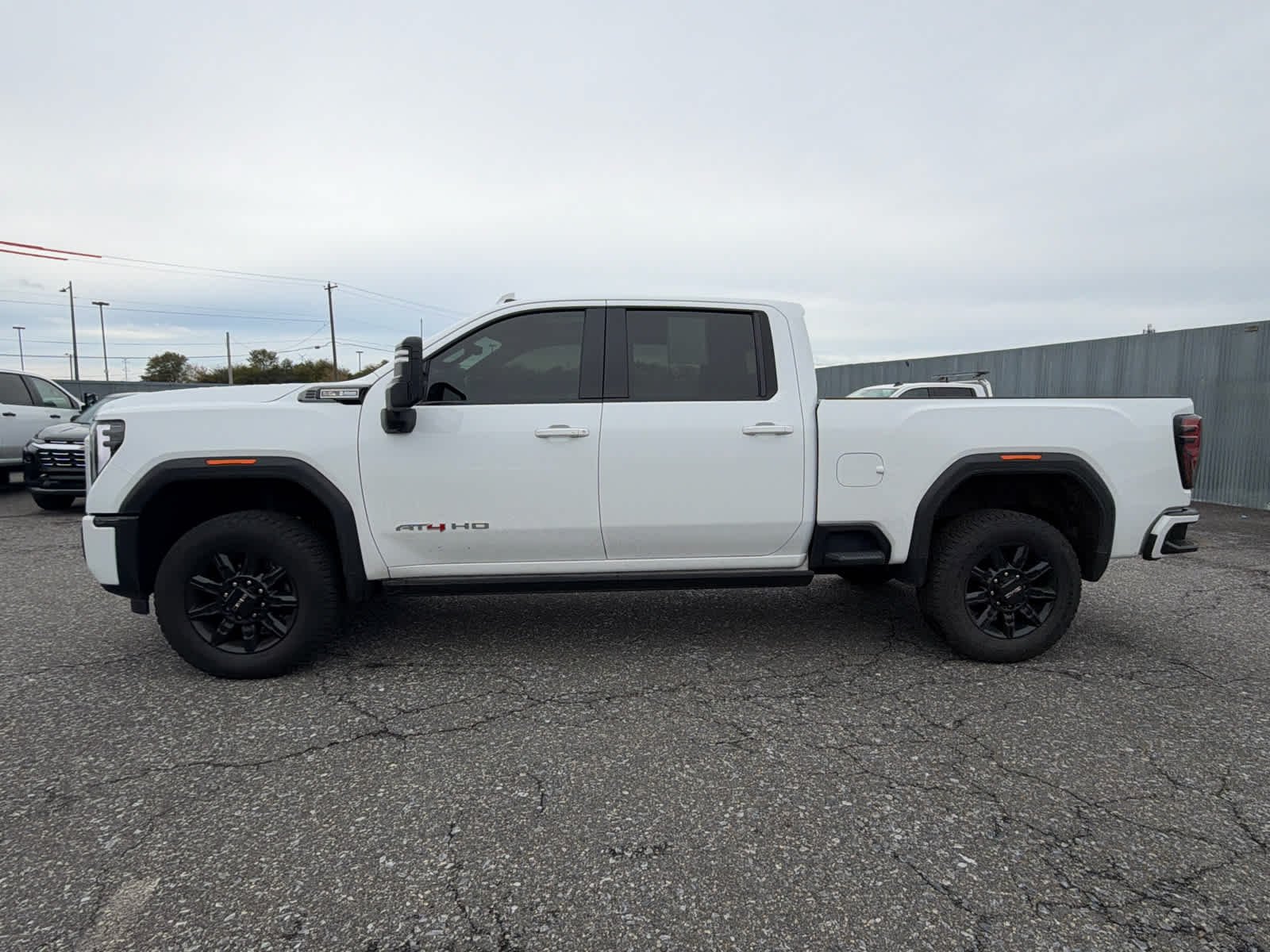 Used 2024 Summit White GMC AT4 image 6