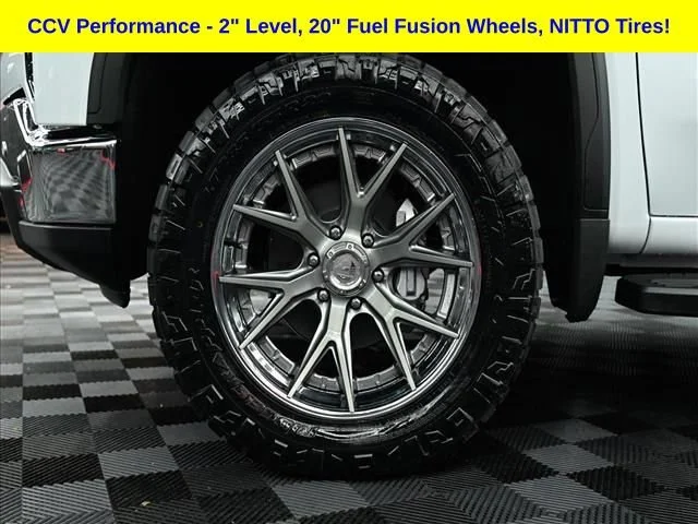 New 2026 Glacier White Tricoat GMC SLT image 18