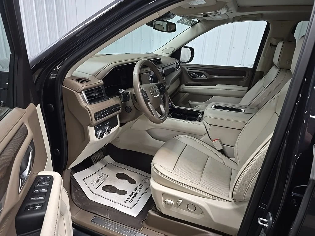 2023 GMC Yukon XL Denali - Photo 30