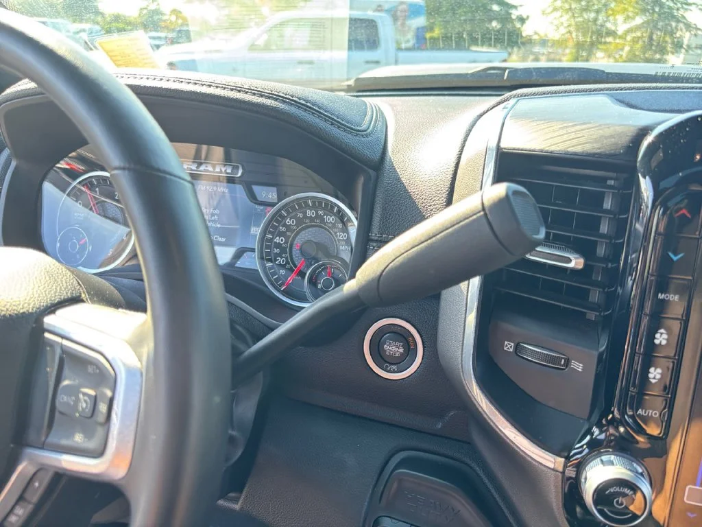 Used 2024 Silver Ram Laramie image 35