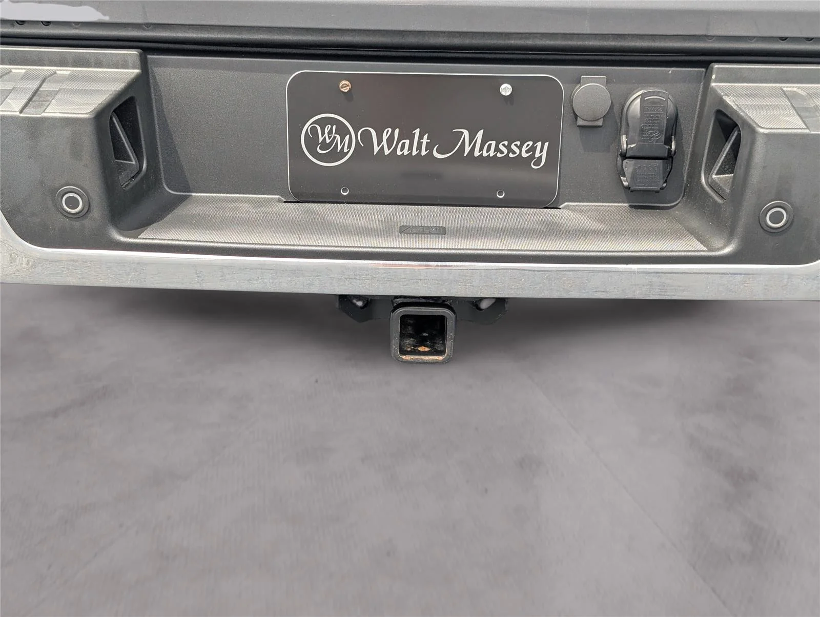 Used 2025 Carbonized Gray Ford XLT image 33