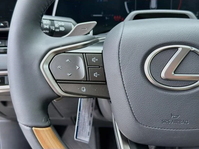 New 2026 Nori Green Pearl Lexus PREMIUM PLUS image 39
