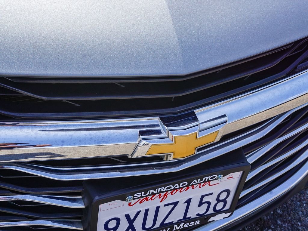 Used 2025 Gray Chevrolet LT image 11