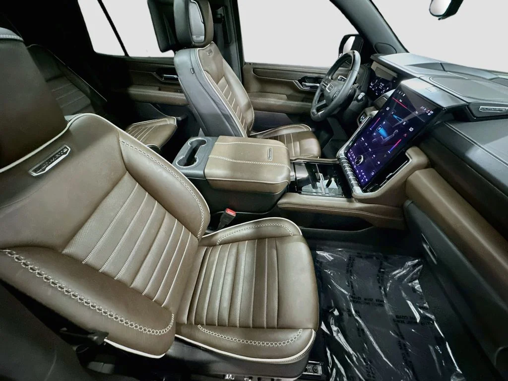 Used 2026 Onyx Black GMC Denali Ultimate image 31