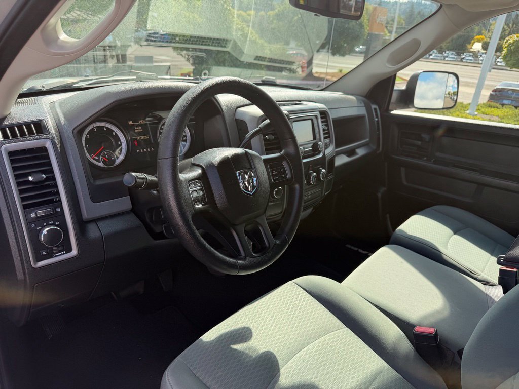 Used 2015 Silver Ram Tradesman image 15
