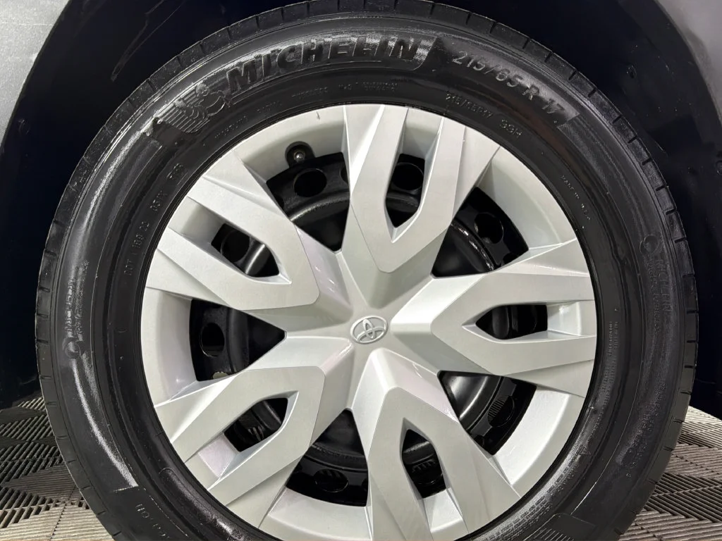 2023 Toyota Corolla Cross L - Photo 35