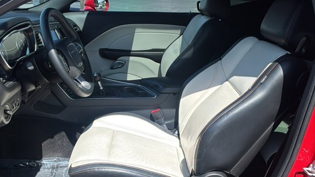 Used 2016 Redline Red Tricoat Pearl Dodge R/T Plus image 18
