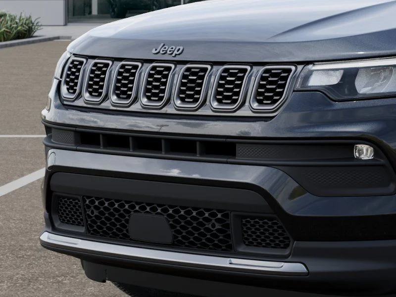 New 2026 Diamond Black Crystal Pearlcoat Jeep Latitude image 12