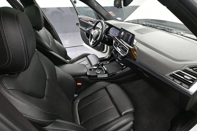 Used 2023 White BMW xDrive30i image 51