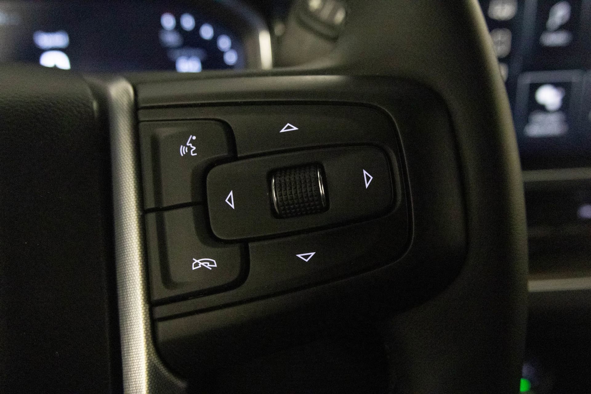 2024 GMC SIERRA - Image 28