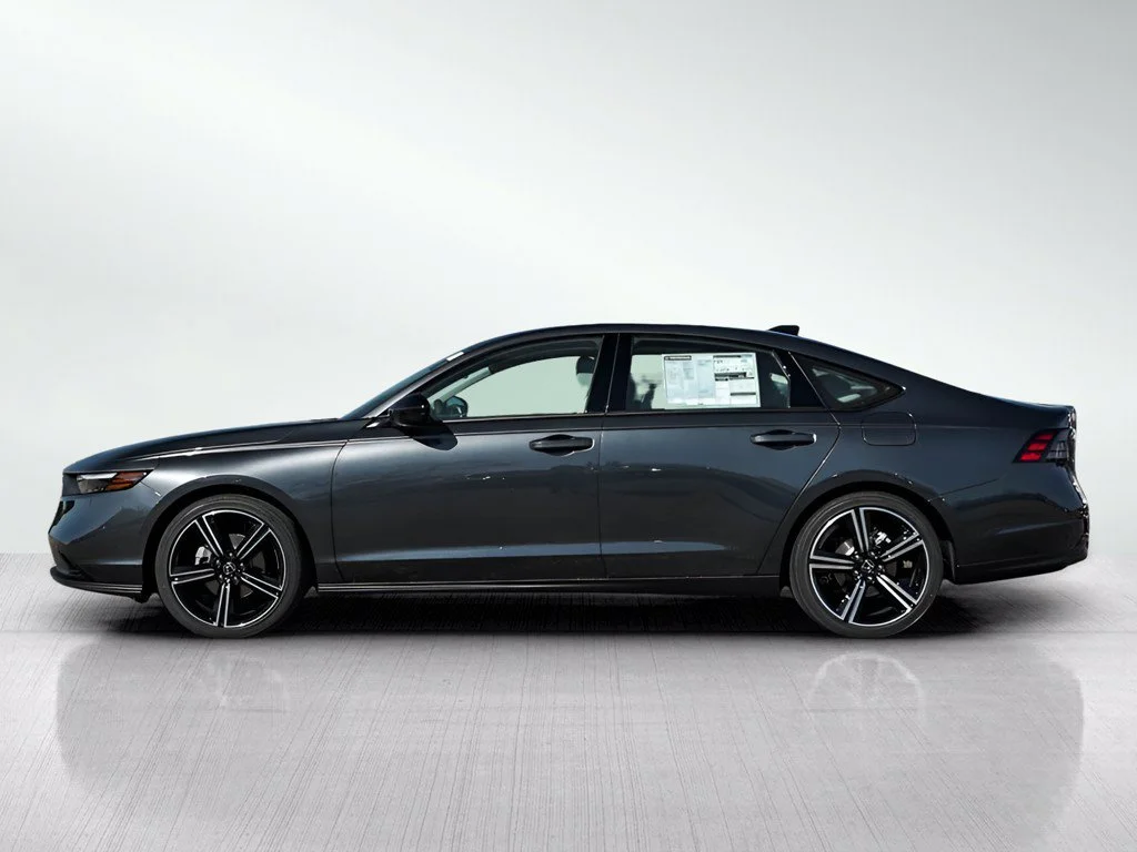 New 2026 Meteorite Gray Metallic Honda SE image 4