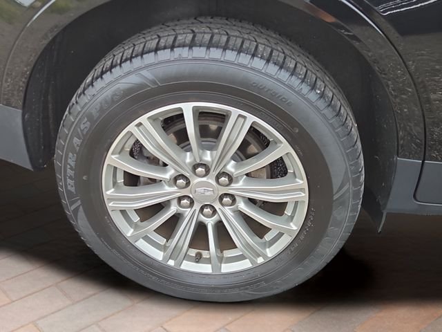 Used 2019 Black Metallic Cadillac Luxury image 30