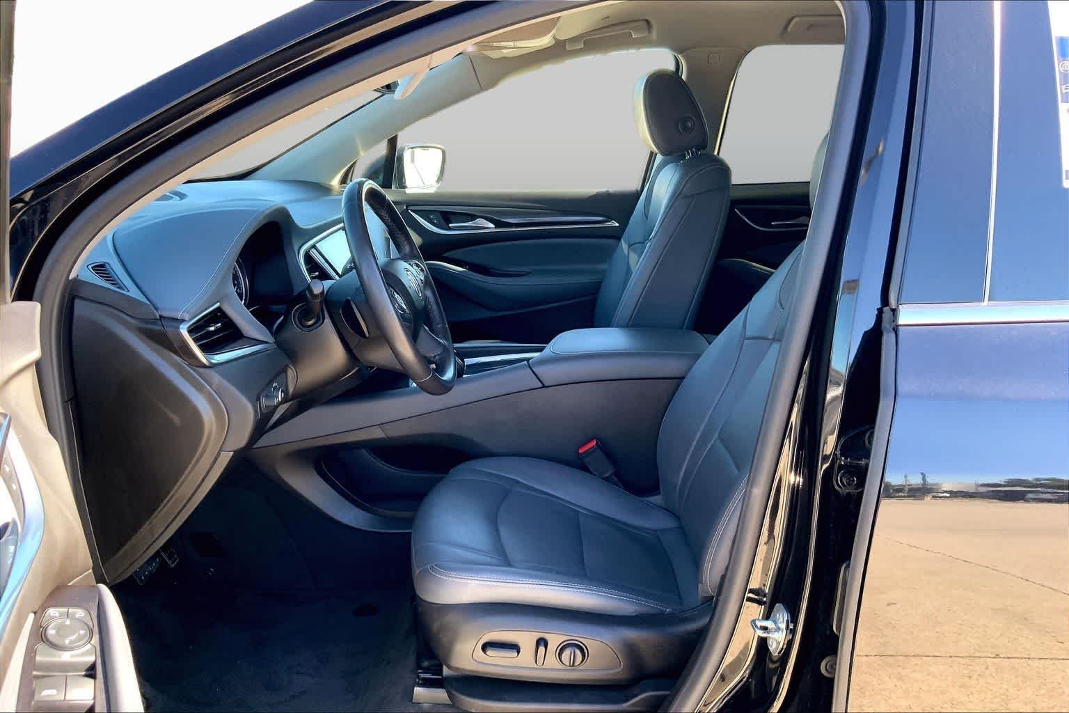 Used 2020 Ebony Twilight Metallic Buick Essence image 8