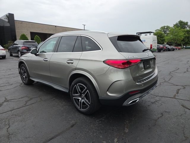 Certified Used 2024 Silver Mercedes-Benz GLC 300 image 4