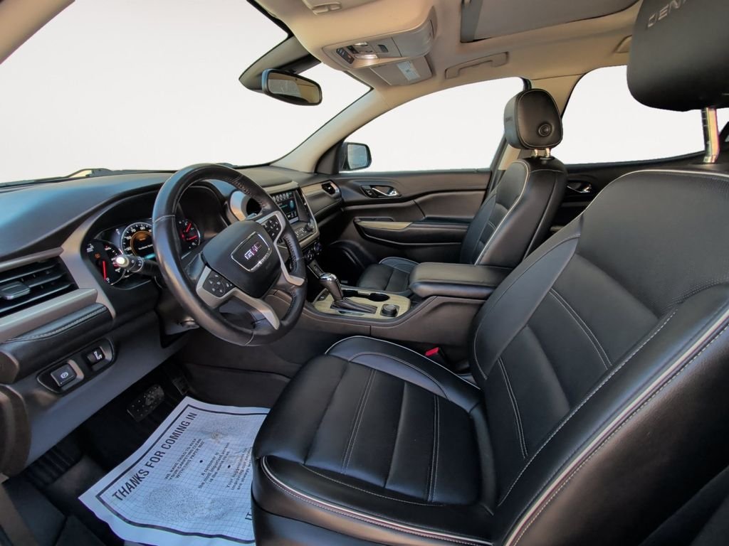 Used 2019 Silver GMC Denali image 10