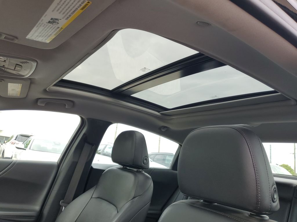 Used 2016 Black Chevrolet LT image 10