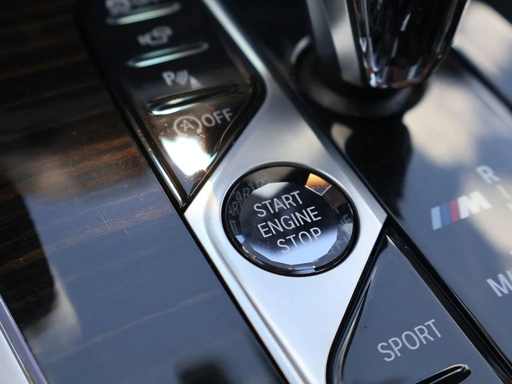 Used 2021 White BMW M50i image 49