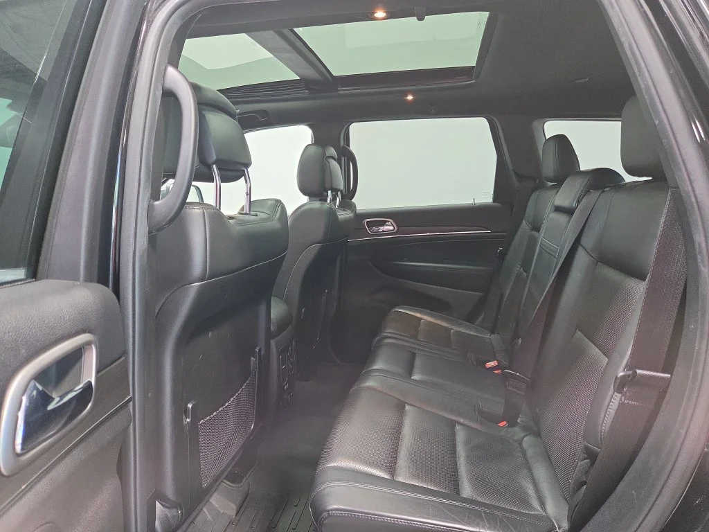 Used 2018 Black Jeep Limited image 23
