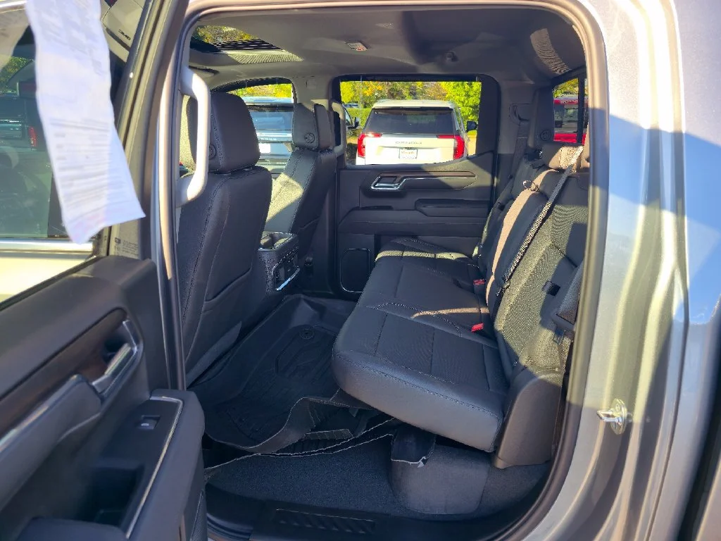 2026 GMC Sierra 1500 SLT - Photo 26
