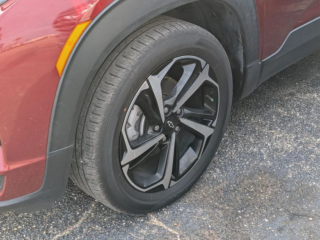 Used 2023 Red Chevrolet RS image 6