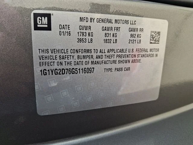 Used 2016 Gray Chevrolet Stingray Z51 image 25