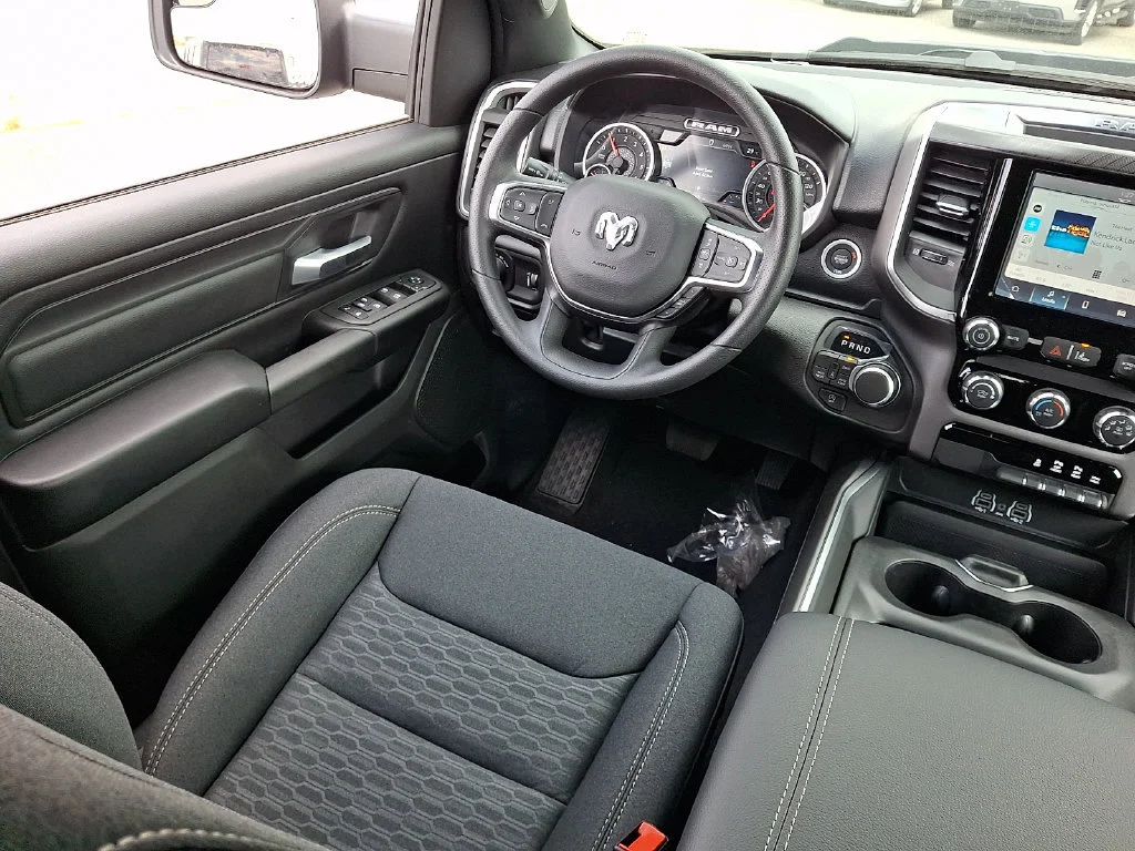 New 2026 Diamond Black Crystal Pearl-Coat Exterior Paint RAM Express image 10