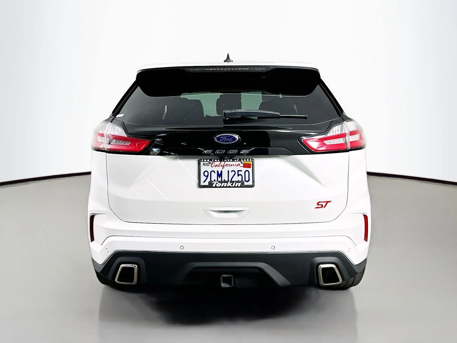 Used 2022 Star White Metallic Tri-Coat Ford ST image 6