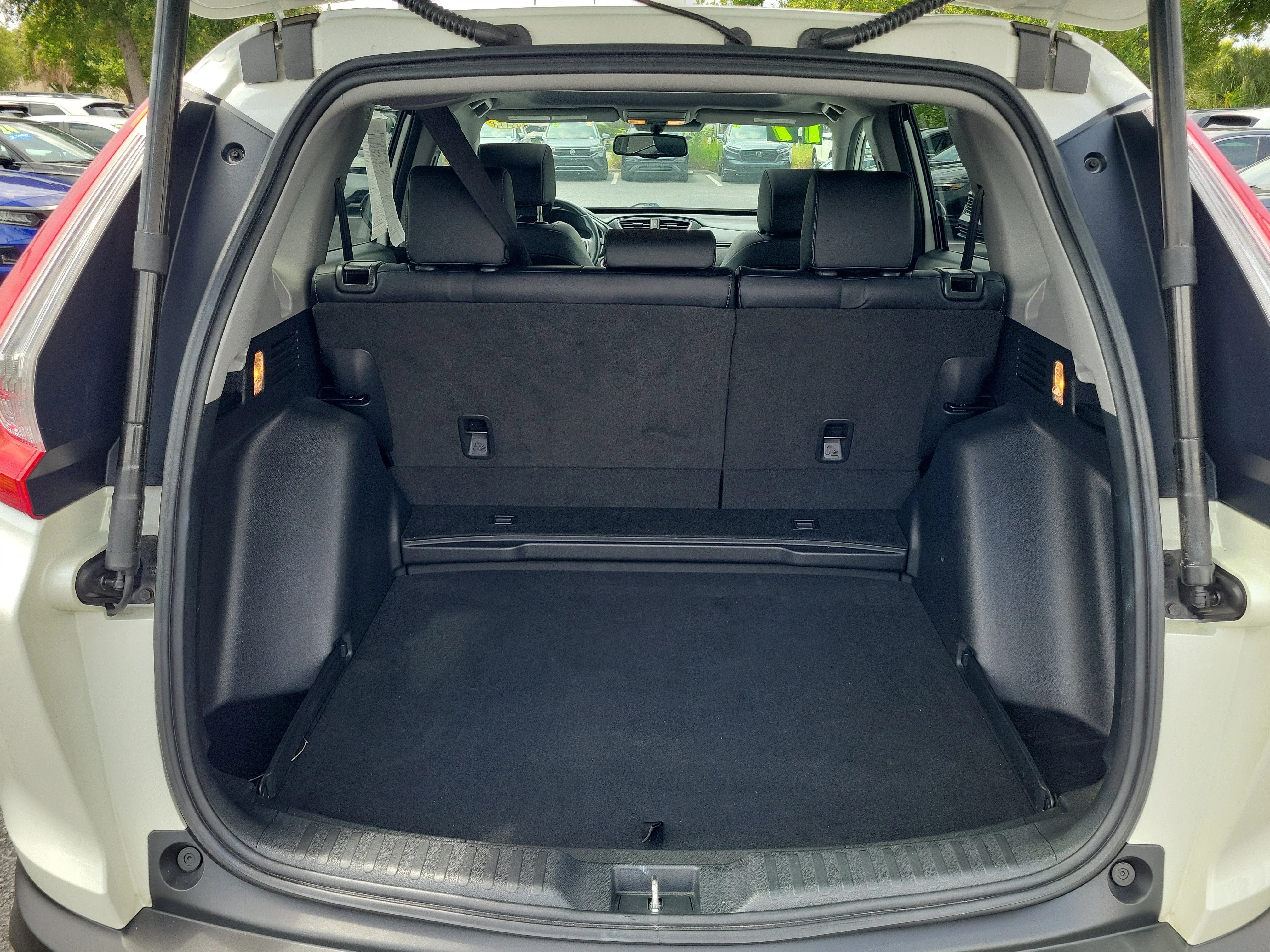 Used 2017 White Honda EX-L image 12