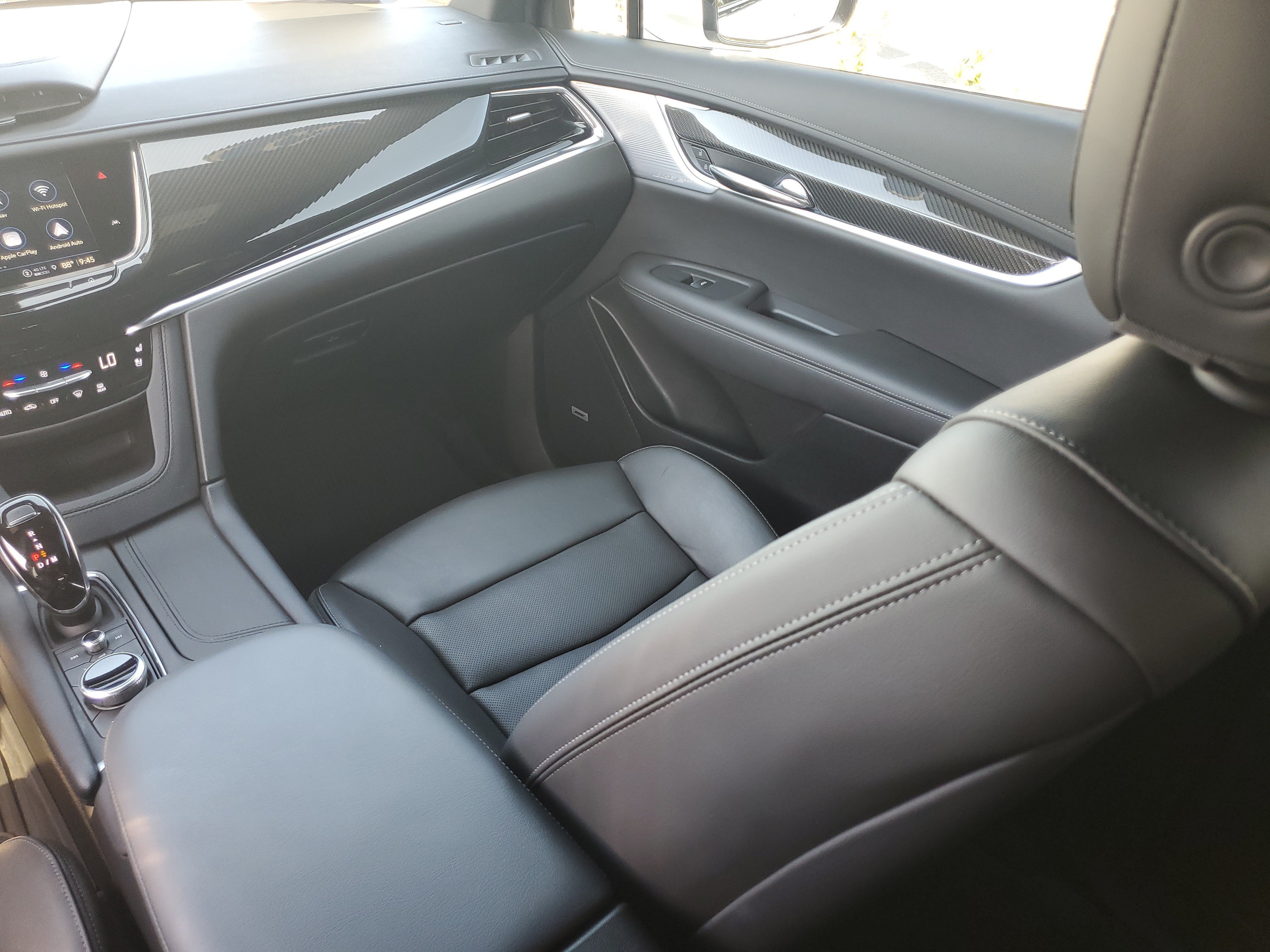 Used 2025 Crystal White Tricoat Cadillac AWD Sport image 20