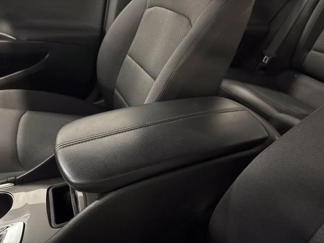 Used 2017 SILVER ICE METALLIC Chevrolet LT image 23