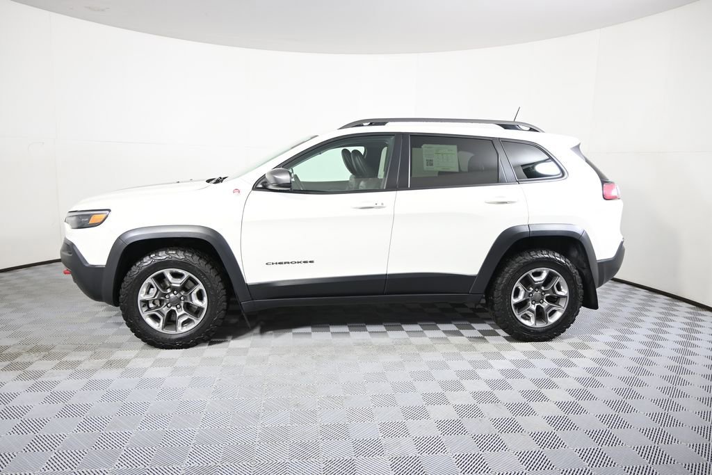 Used 2019 Jeep Cherokee Trailhawk with VIN 1C4PJMBX5KD200008 for sale in Forest Lake, Minnesota