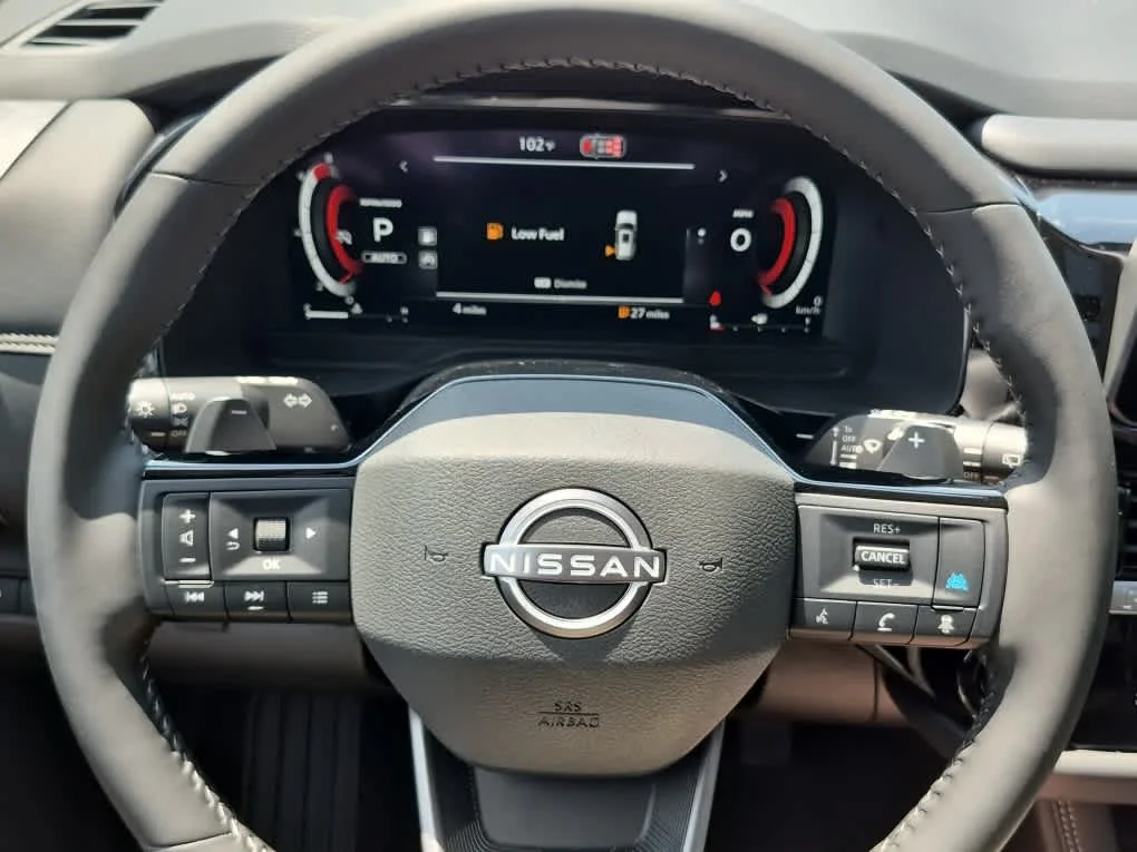 New 2026 Super Black Nissan Platinum image 18