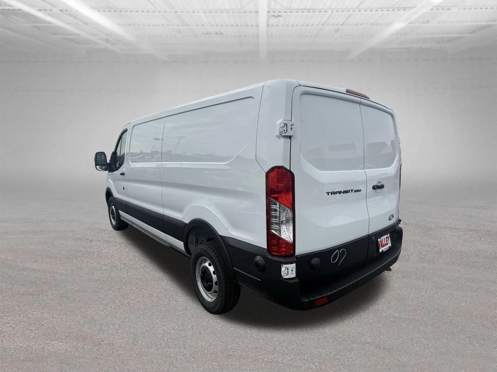New 2026 White Ford Base image 7
