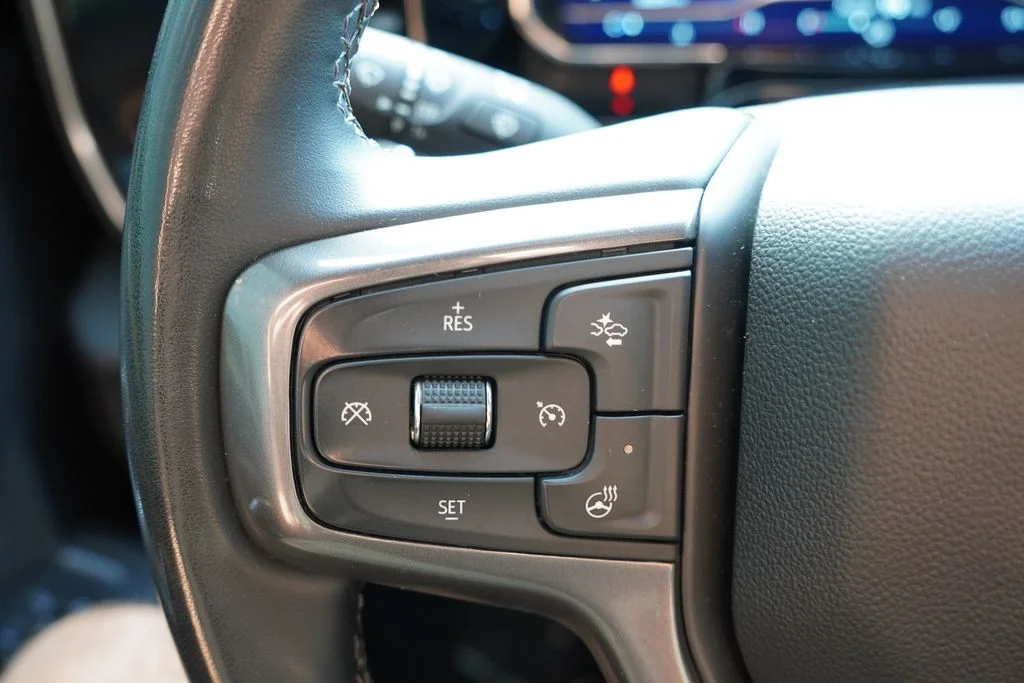 Used 2024 Black Chevrolet High Country image 37
