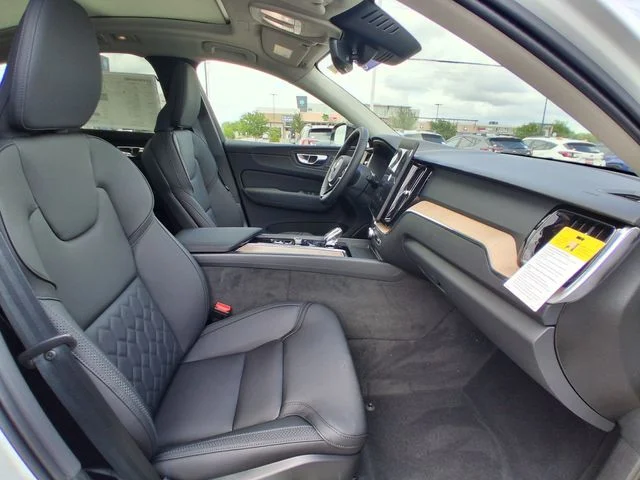New 2026 Crystal White Volvo Plus image 12