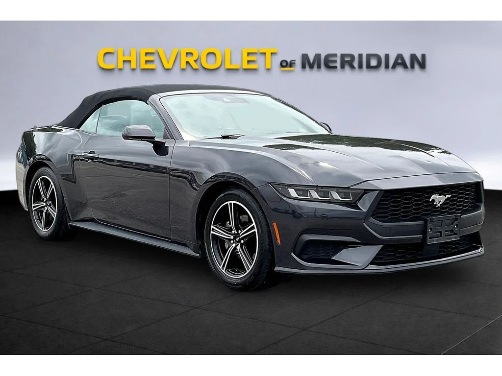 2024 Ford Mustang EcoBoost Convertible's photo