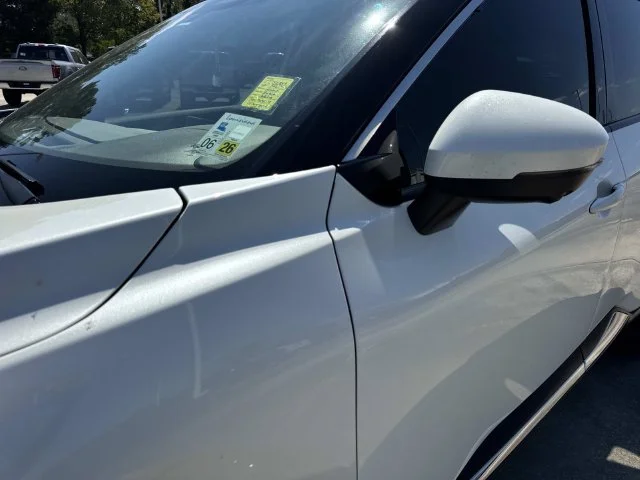 Used 2021 White Nissan SL image 10