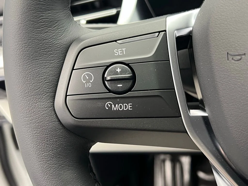 Used 2026 Alpine White BMW xDrive28i image 18