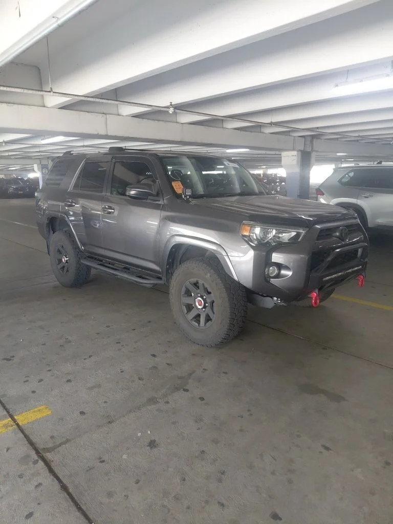Used 2020 Gray Toyota SR5 image 1