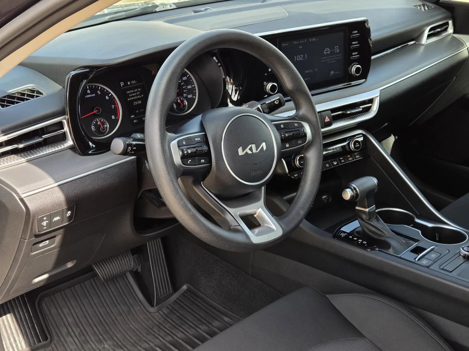 Used 2024 Gravity Gray Kia LXS image 30