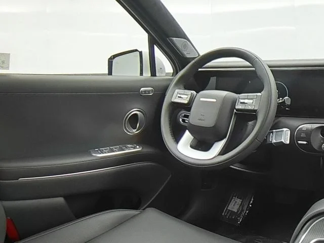 New 2026 Silver Hyundai Calligraphy image 33