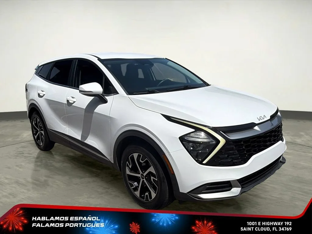 Used 2023 White Kia EX image 8
