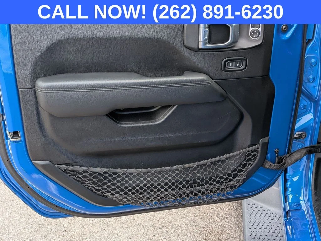 Used 2021 Blue Jeep Unlimited Sahara Altitude image 12