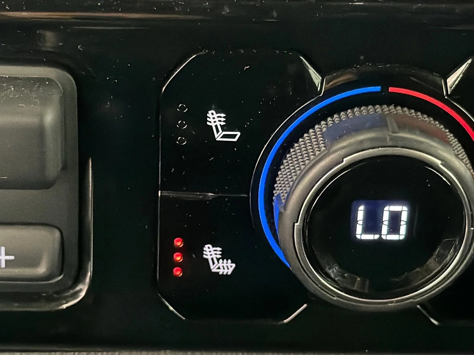 Used 2024 Blue Chevrolet LT image 30