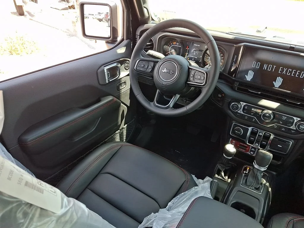 New 2026 Black Clearcoat Jeep Rubicon X image 10