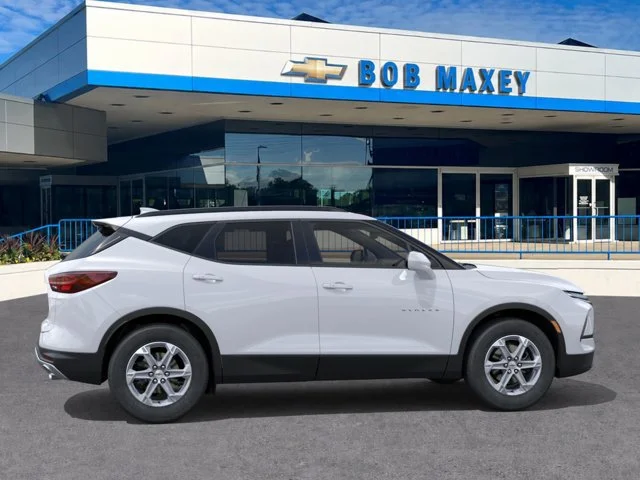New 2026 Summit White Chevrolet 2LT image 5