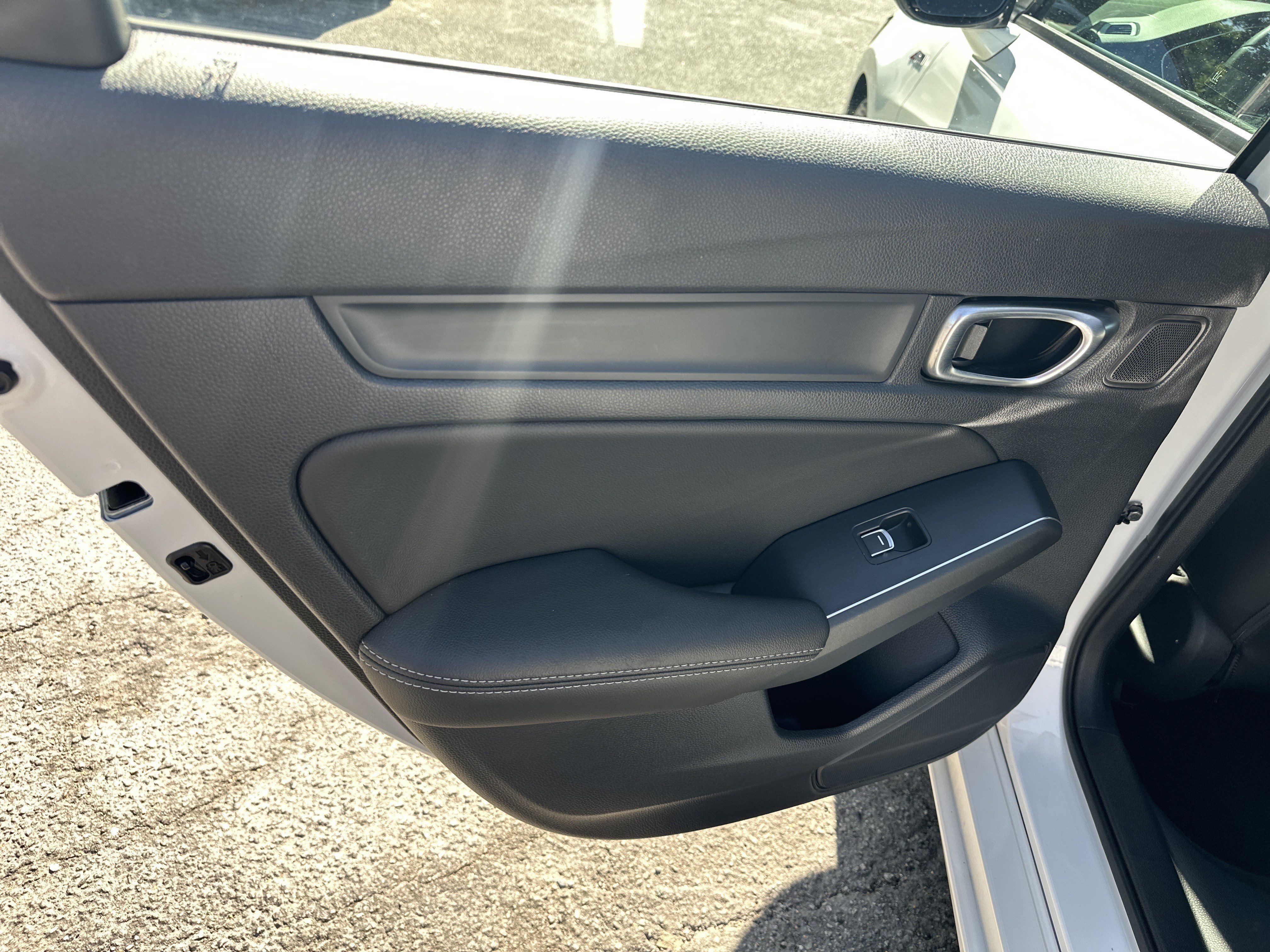 Used 2024 Platinum White Pearl Acura w/A-Spec Package image 26