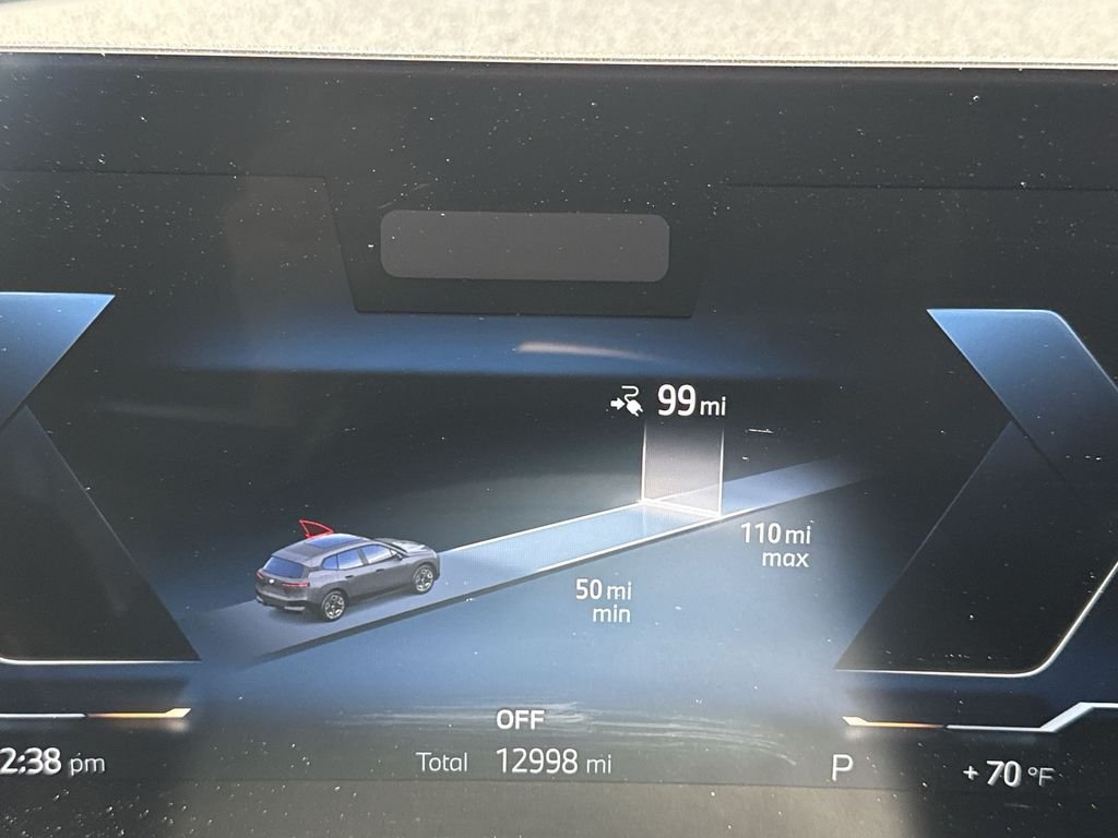 Certified Used 2024  BMW xDrive50 image 15