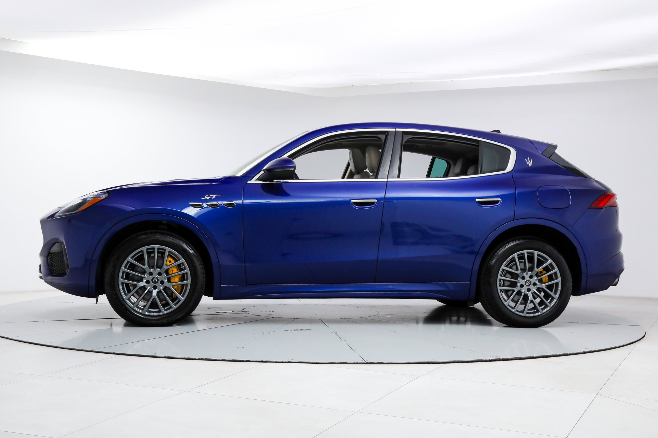 Certified Used 2023 Blue Maserati GT image 2