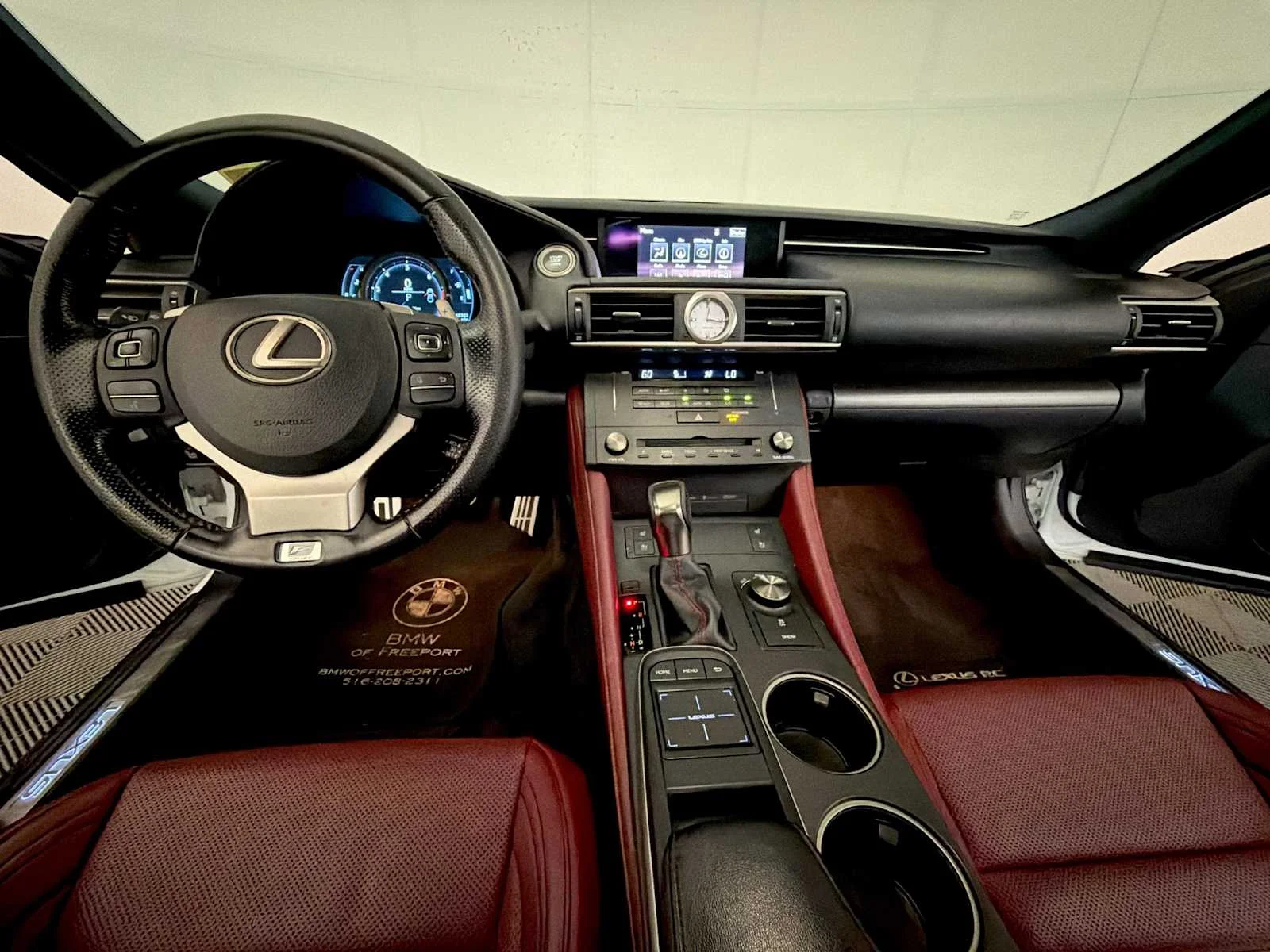 Used 2017 Ultra White Lexus  image 12